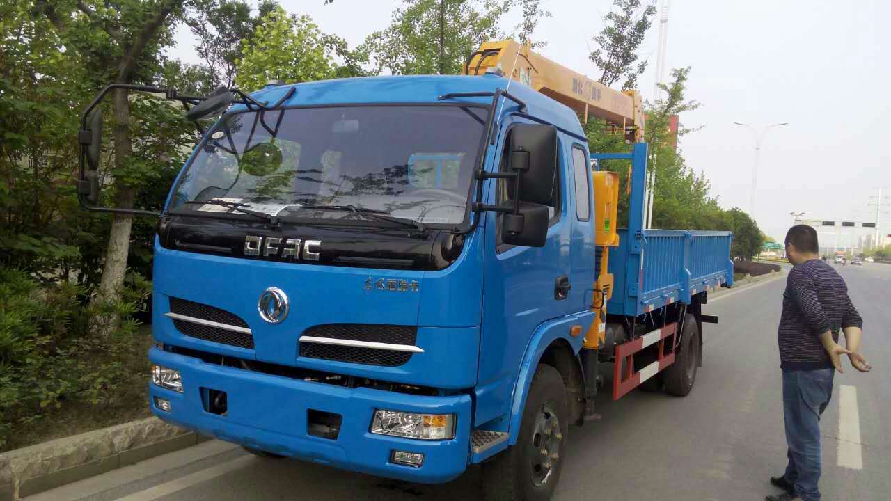 3.2噸隨車吊 3.2噸隨車吊