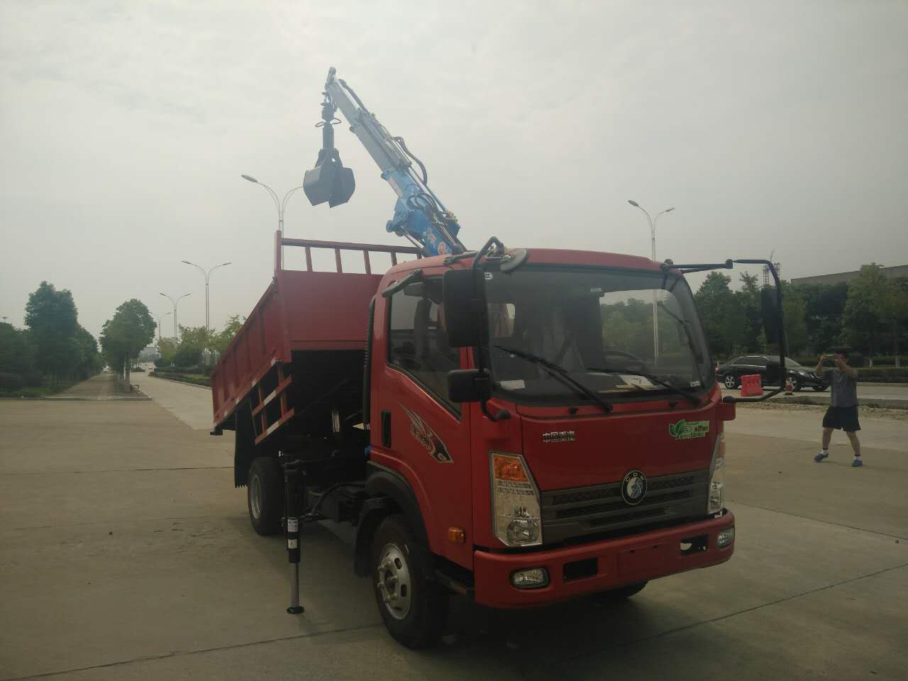 多功能隨車吊 多功能隨車吊