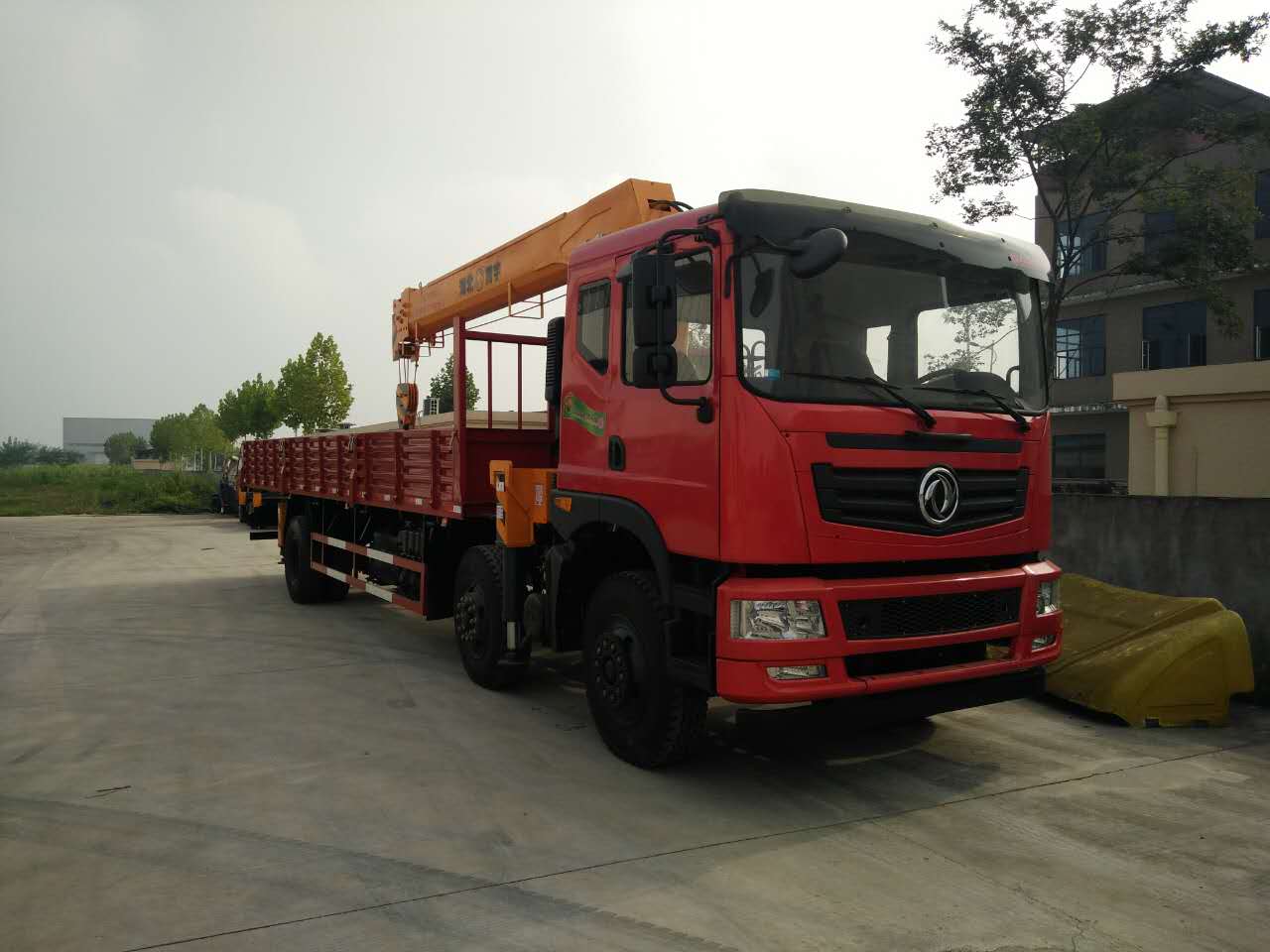 12噸隨車吊 12噸隨車吊