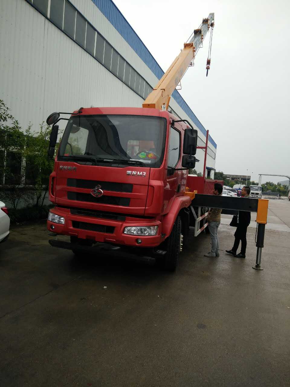 東風柳汽乘龍隨車吊 東風柳汽乘龍隨車吊