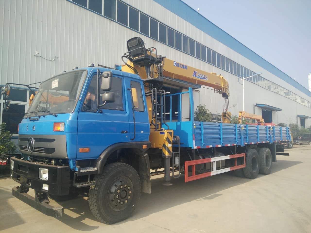 東風隨車吊 東風隨車吊