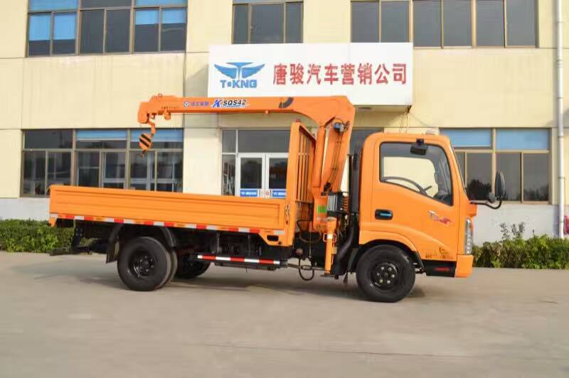 藍牌隨車吊 藍牌隨車吊